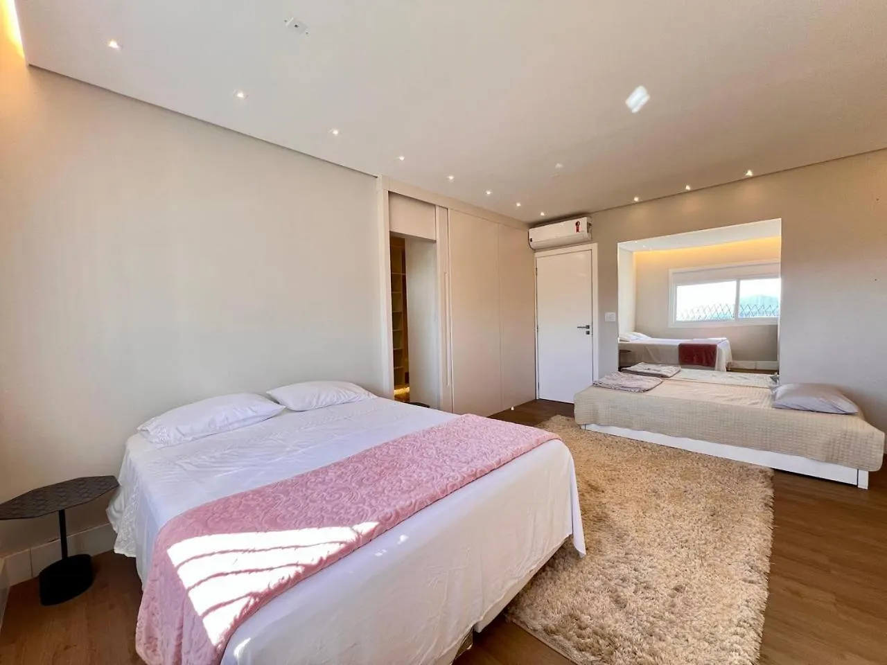 Holiday home Casa 4Q, Paraiso Particular! Piscina E Area Verde! Florianopolis
